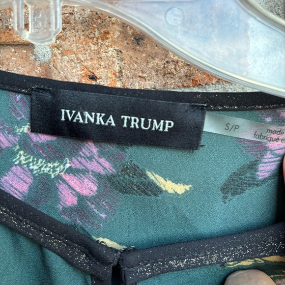 Ívanka trump Green Floral Print Women Top - Picture 4 of 6